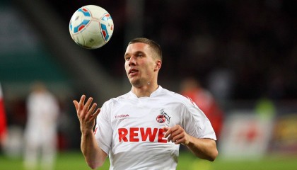 【开云体育平台】文班亚马逆天封盖！切特三分球遭直接扇飞，雷霆不敌马刺